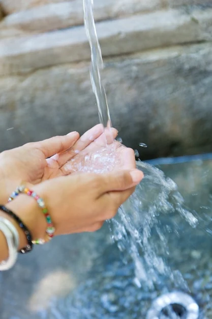 Access to drinking water during an emergency